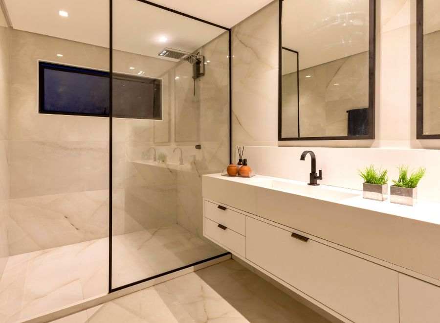 Modern Bathroom